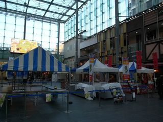 100448_01.jpg