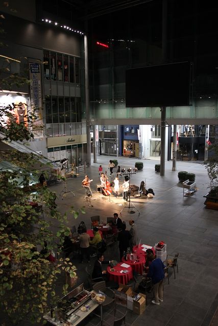 100793_04.jpg